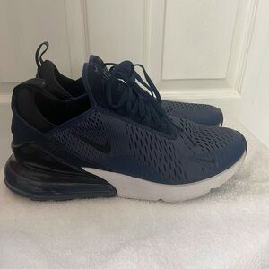 Nike Men's Blue Athletic Shoes